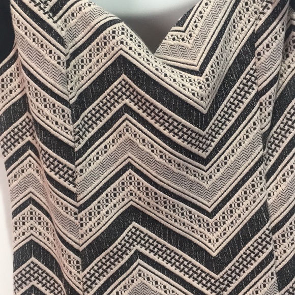 Bodycon dress - Picture 3 of 5